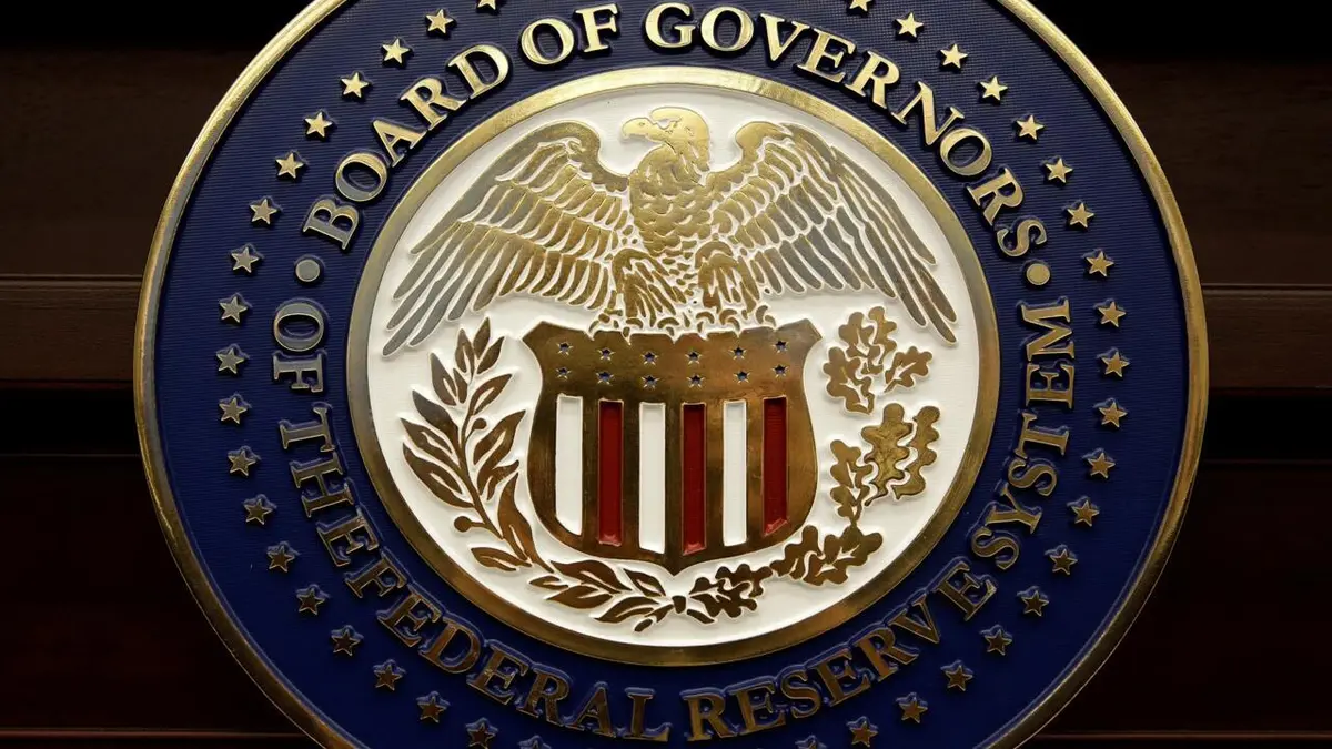 هاشتاق عربي - هل ينبغي لـ"الفيدرالي" خفض الفائدة؟