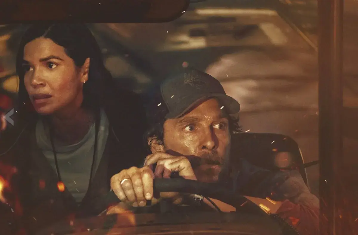 شاشة الناقد: سائق حافلة ضدَّ الحرائق وعامل بناء ضدَّ الروس ونتنياهو ضدَّ نفسه