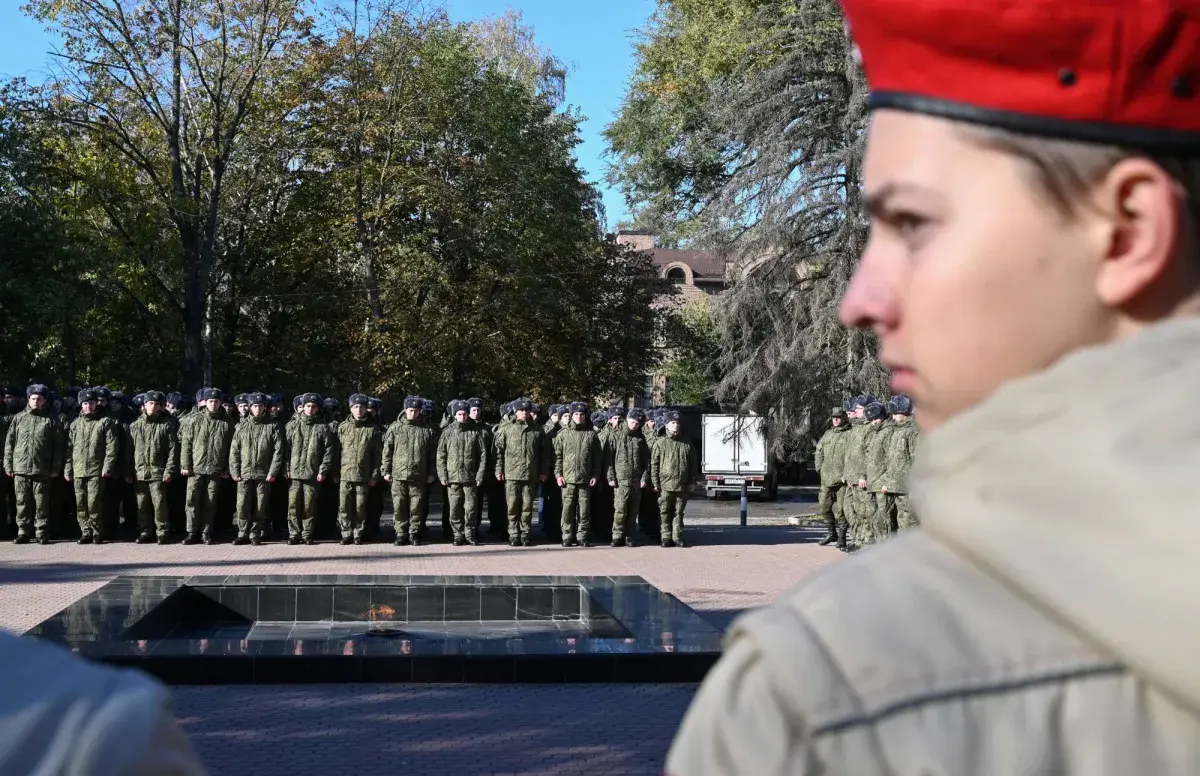 جندي روسي يقتل زميله وينتحر داخل قاعدة عسكرية