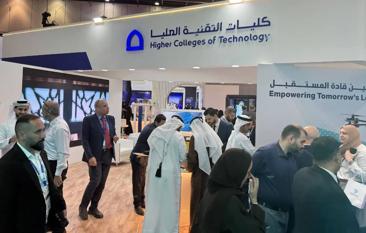 ذكاء اصطناعي في خدمة التعليم الجامعي.. كليات التقنية العليا تكشف عن منظومة تعليمية ذكية في “جيتكس جلوبال 2025”