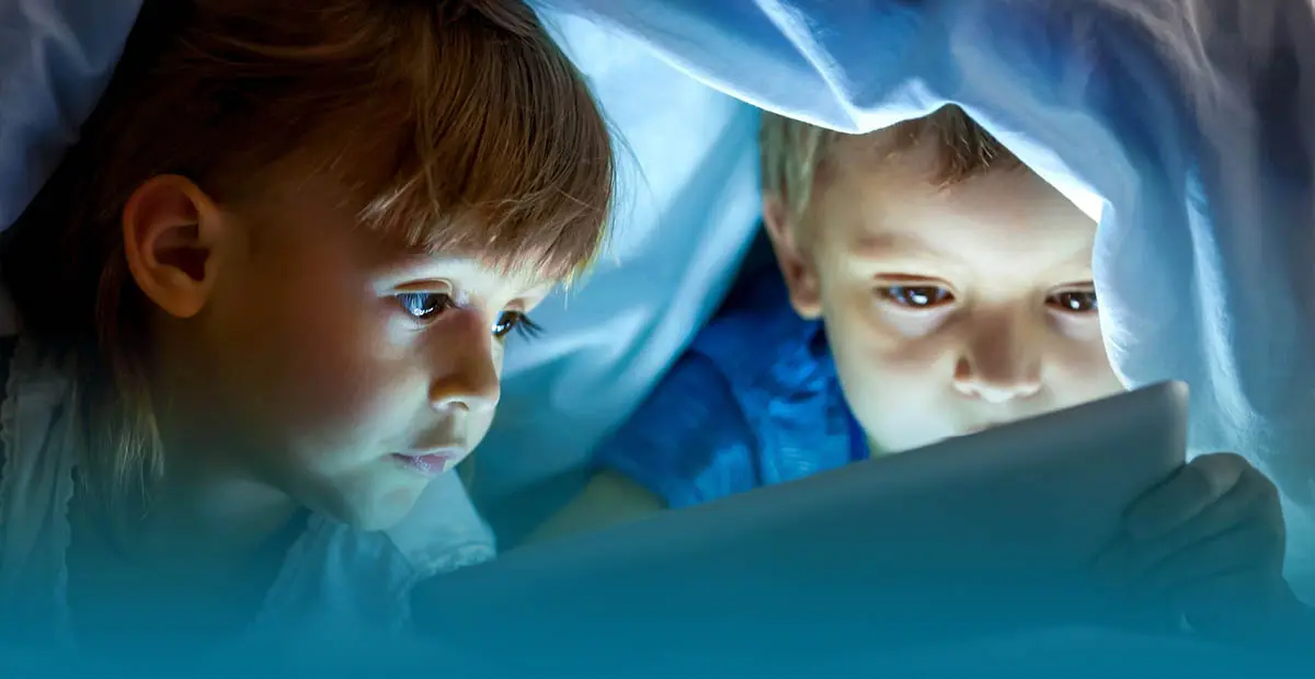 هاشتاق عربي - ماذا يفعل الاستخدام المفرط للشاشات بقدرات الأطفال؟