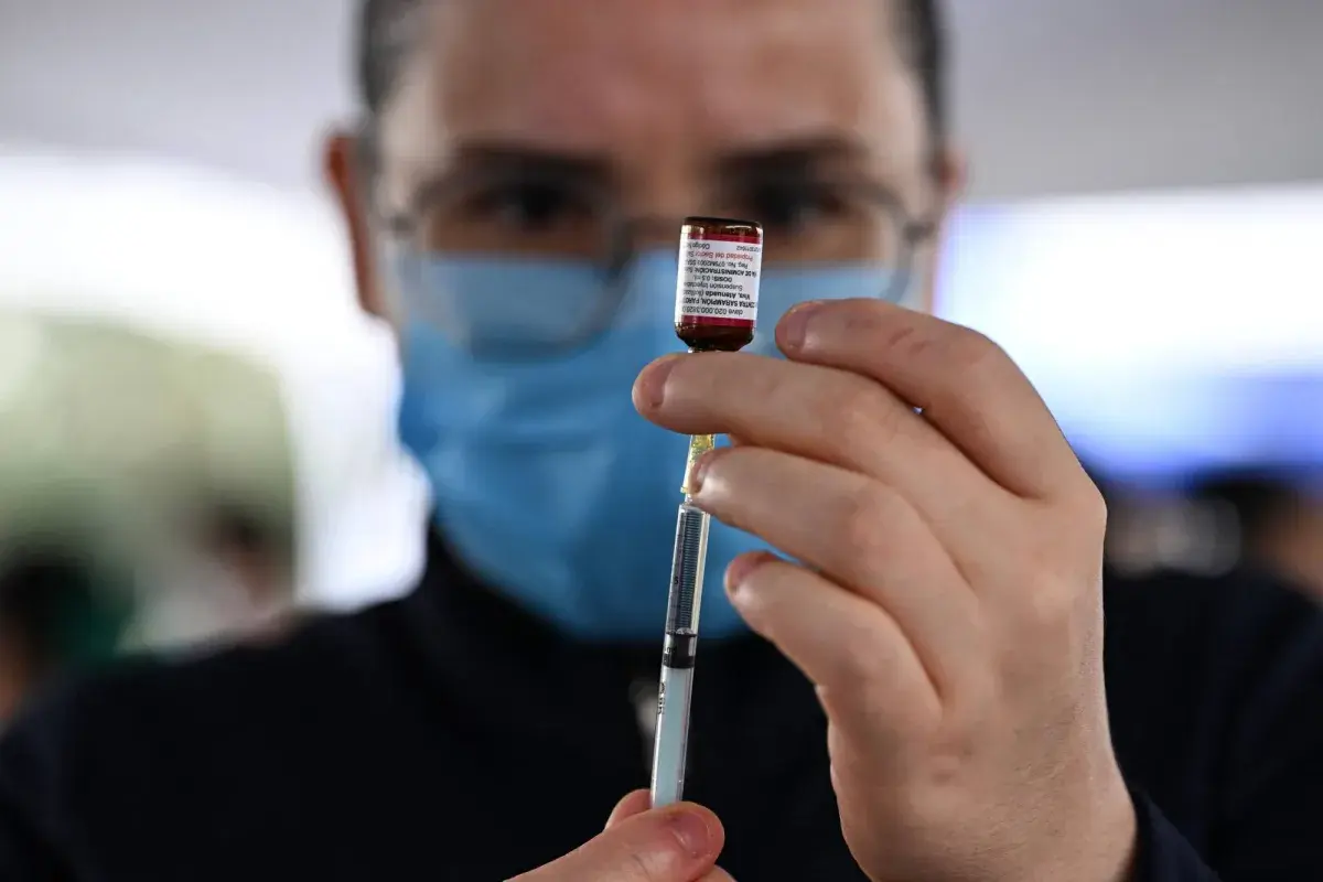 لقاح «خارق» يقي من السرطان ويوقف انتشاره