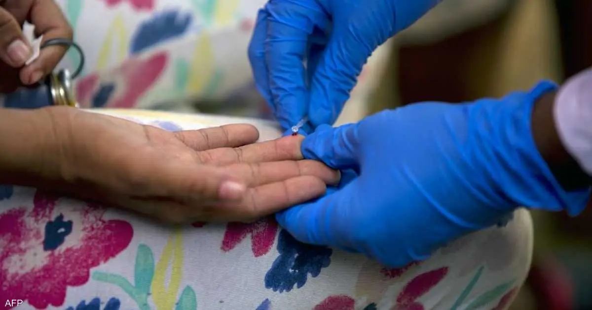 "نتائج واعدة".. اختبار دم جديد يكشف السرطان قبل ظهور الأعراض