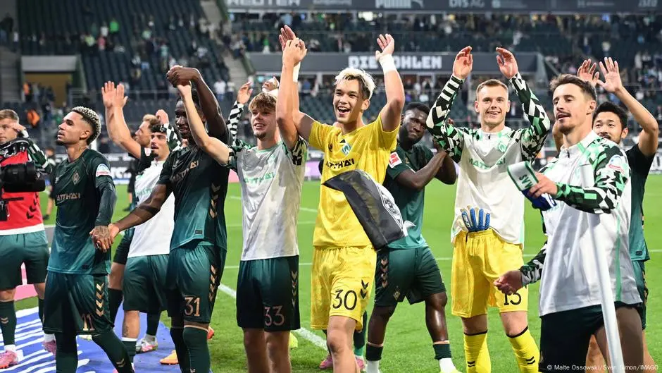 غلادباخ ينهار أمام بريمن بأسوأ بداية له بالدوري منذ 34 عاما