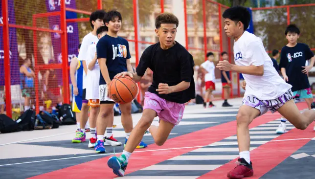 In collaboration with the NBA, ADQ inaugurates two refurbished basketball courts in Abu Dhabi