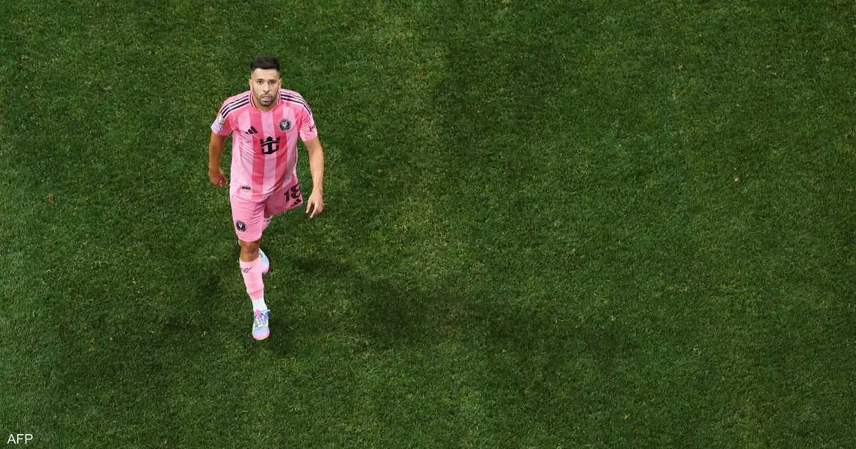 صديق آخر لميسي يغادر الملاعب نهائيا