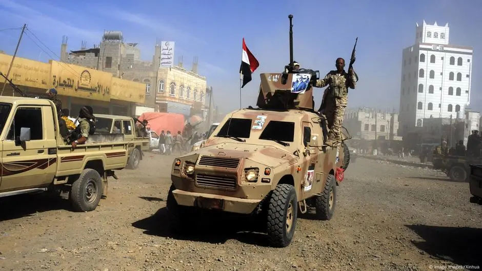 الحوثيون يحتجزون أكثر من 20 موظفا أمميا ويصادرون معداتهم