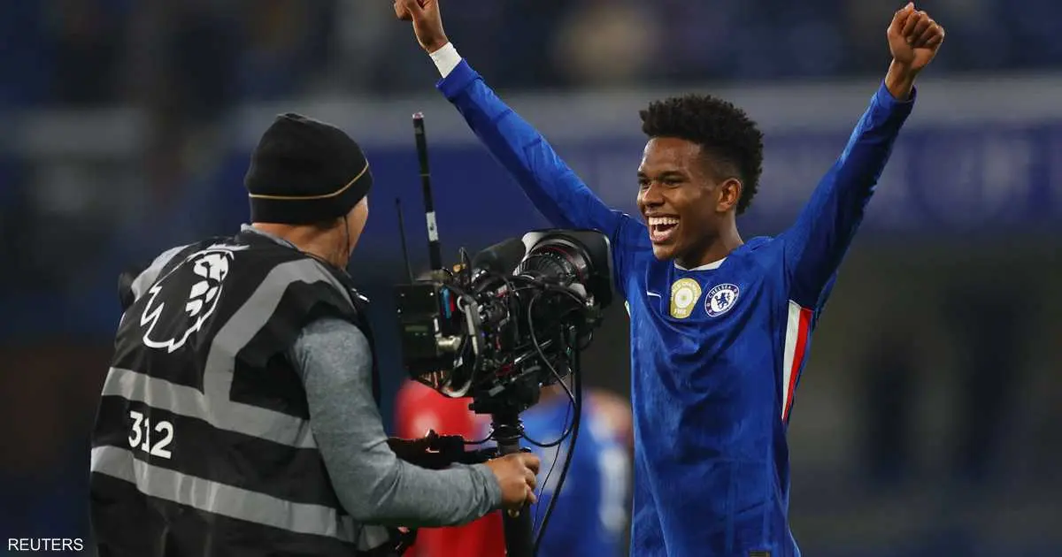 تشيلسي يهزم ليفربول.. ويهدي صدارة الدوري الإنجليزي لأرسنال