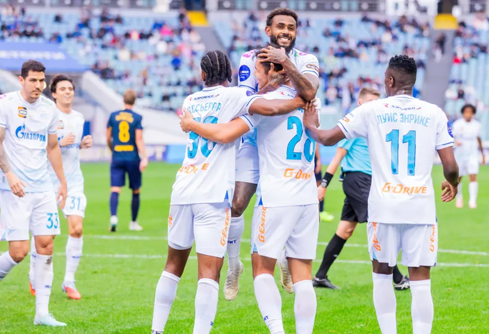 زينيت يهزم سوتشي بثلاثية في الدوري الروسي