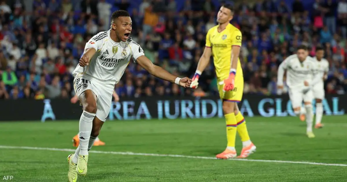 مبابي يقود ريال مدريد لتخطي خيتافي واستعادة الصدارة