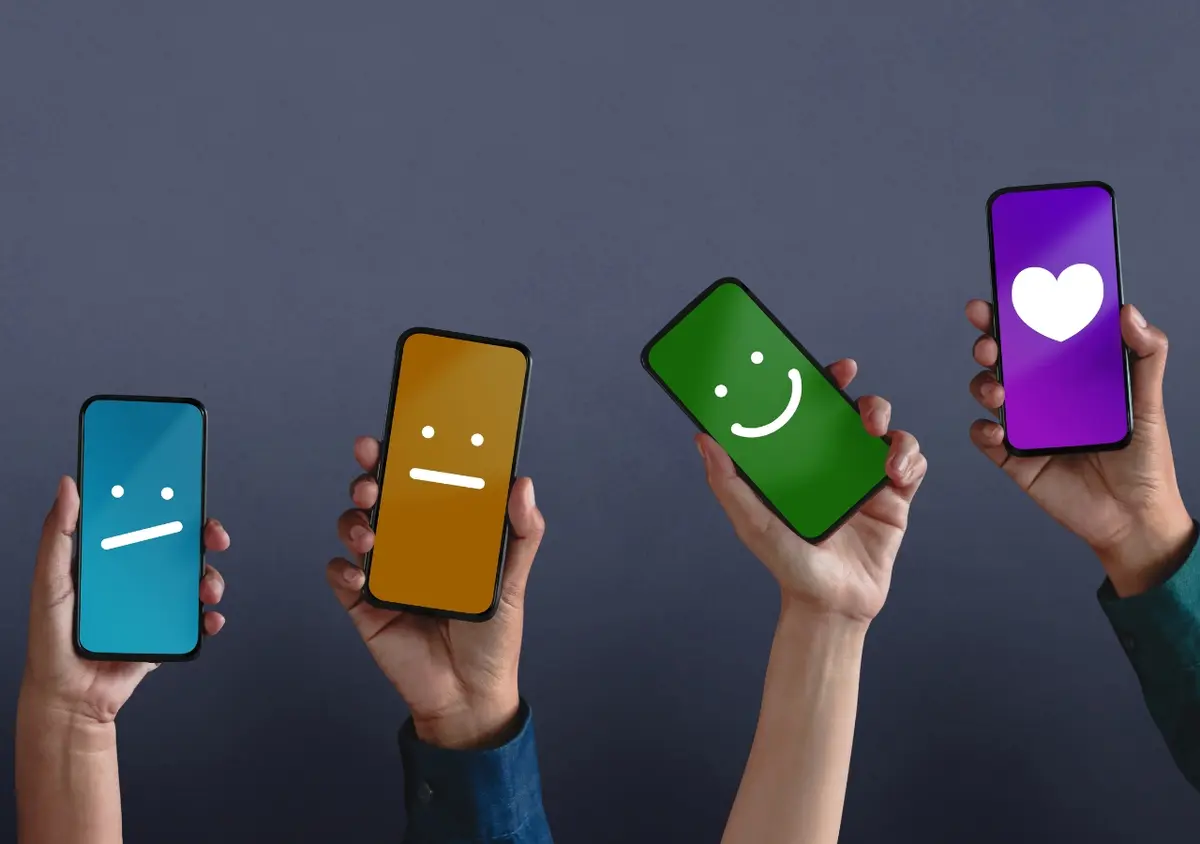 كم ينبغي أن يخدمك هاتفك؟ دليل عملي لعمر الهواتف والعوامل الحاسمة لإطالة عمرها