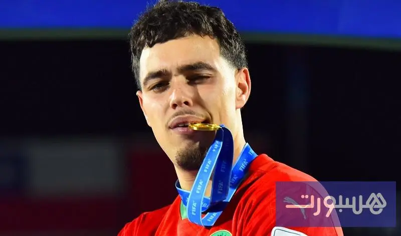الصحافة الإسبانية تشيد بعثمان معما: “رمز الروح القتالية لأشبال الأطلس”