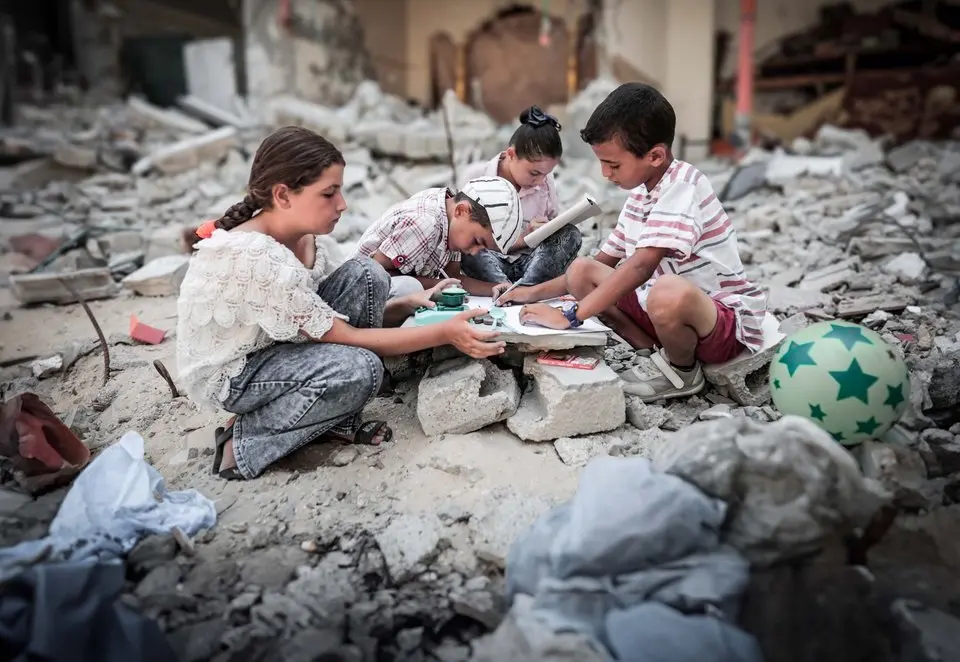 ناشطة بريطانية: قطاع غزة فضح العقلية العسكرية للاحتلال وأيقظ وعي الغرب المخدوع