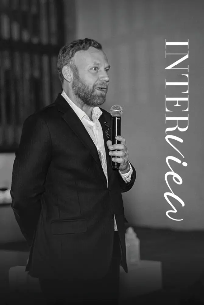 الموضة السعوديّة...قصّة تُلهم العالم! هذا ما كشفه لنا Burak Cakmak