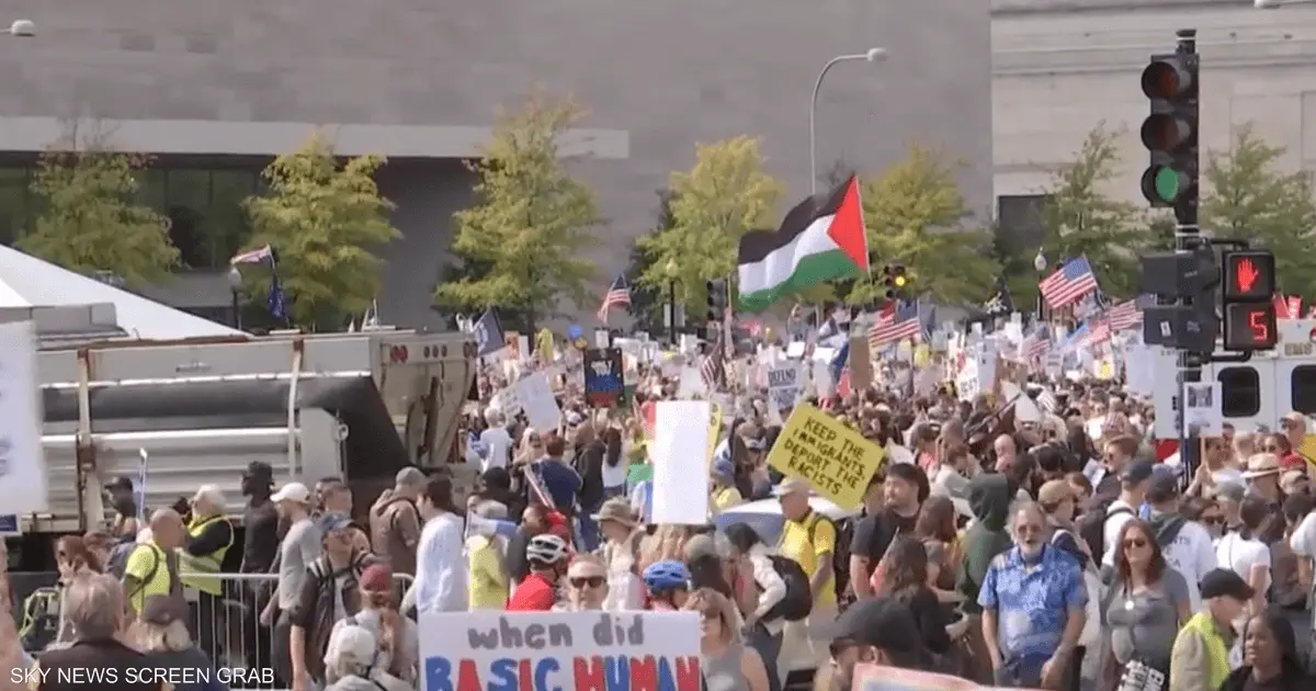 إلى بلد "مجهول".. واشنطن تعتمد وجهة جديدة لترحيل المهاجرين