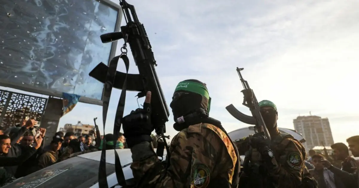 بحثوا تعقيد تكتيكاتها القتالية.. محللون إسرائيليون يعترفون بصمود المقاومة في غزة لعامين، ويدرسون تقنياتها