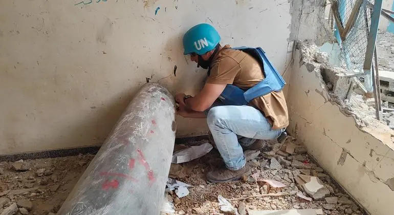 الأمم المتحدة: عملية إزالة الذخائر غير المنفجرة في غزة طويلة وخطيرة والأولوية الآن لرفع الوعي بمخاطرها