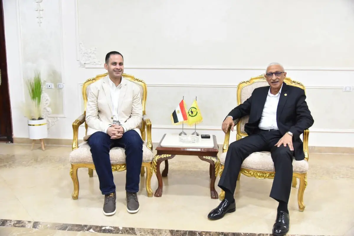 نائب وزير الصحة يتابع جاهزية مستشفيات شمال سيناء ويزور الشيخ زويد والشلاق