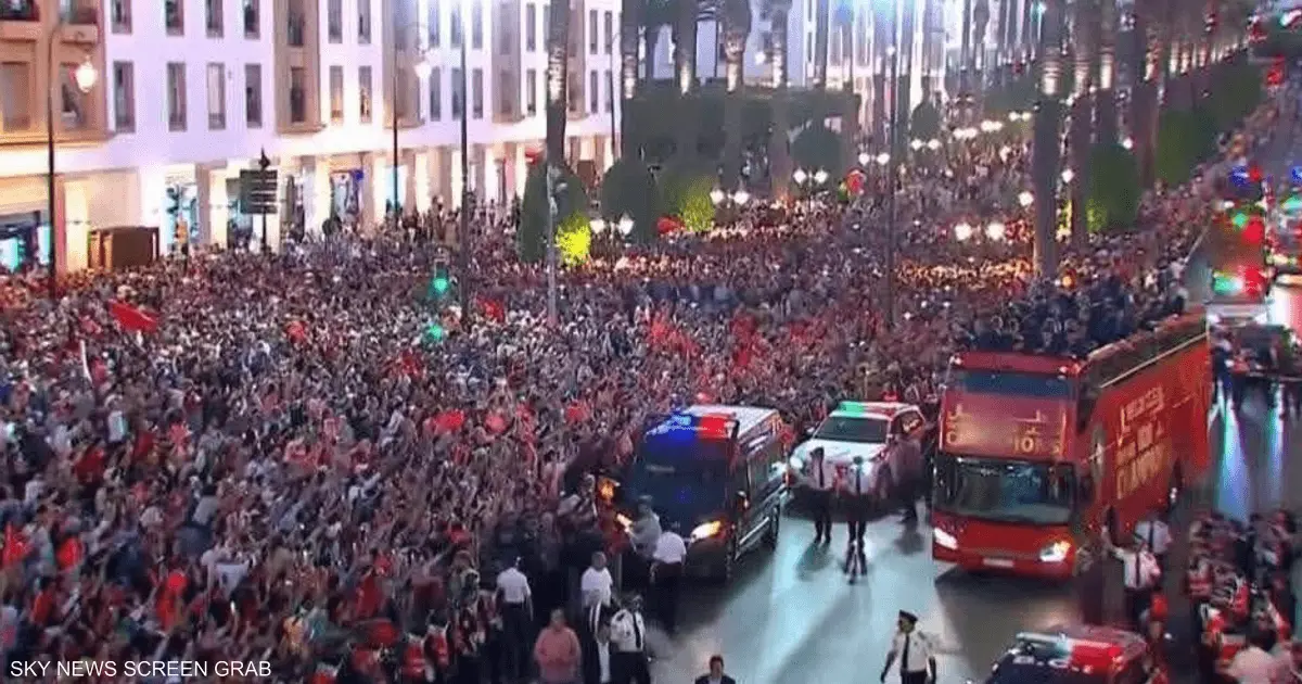 حافلة أبطال العالم تجوب الرباط… احتفال شعبي بـ"أشبال الأطلس"