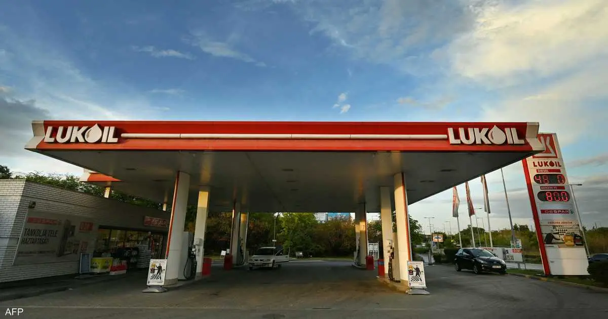 "الخزانة الأميركية" تفرض عقوبات على قطاع النفط الروسي