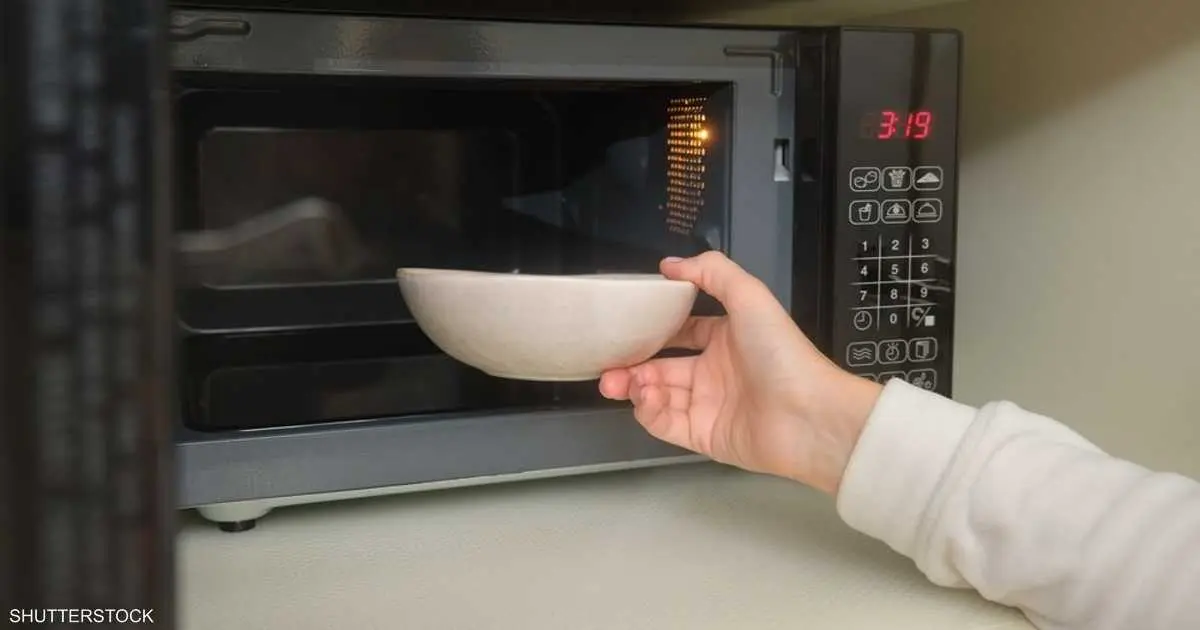 بين السرعة والصحة.. ماذا يفعل الميكروويف بمكونات طعامك؟