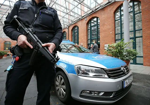 هولندا تسلّم متهمًا سوريًّا بجريمة اغتصاب للولايات المتحدة