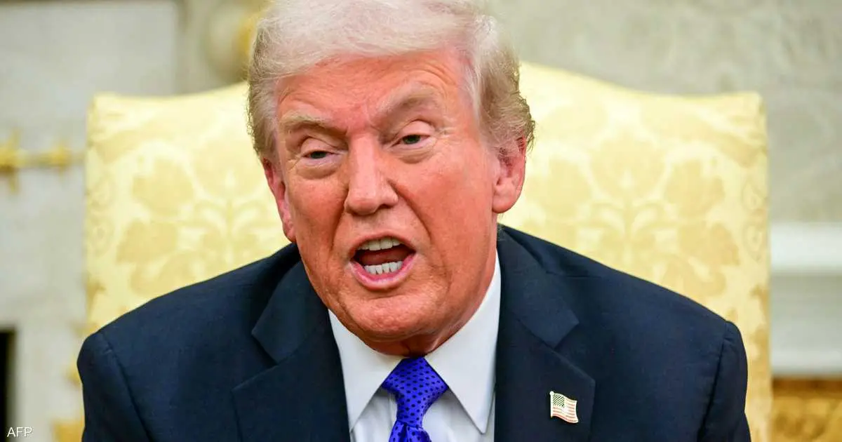 فيديو لترامب يفقد أعصابه.. ويهاجم صحفيا