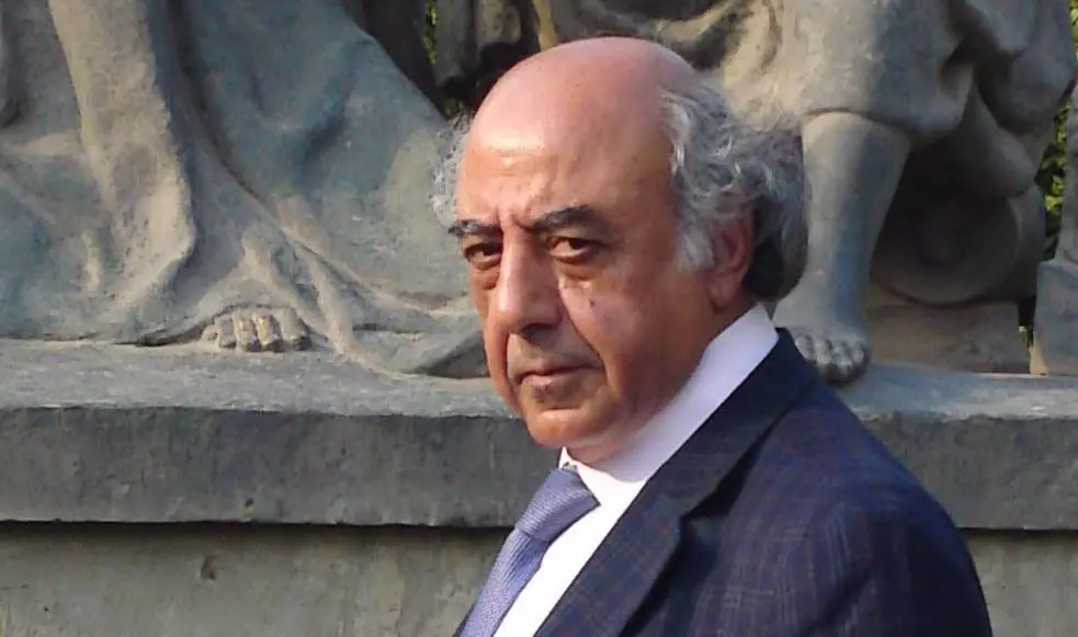 الدّفاع عن الفلسفة في زمن السوشيال ميديا... الفيلسوف الأخير أحمد برقاوي : رسالة للشعب السوري..!