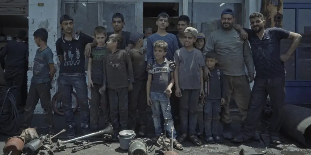 فيلم ذاكرتي مليئة بالأشباح .. مرثية بصرية تحكي تجربة العيش في حمص بعد الدمار