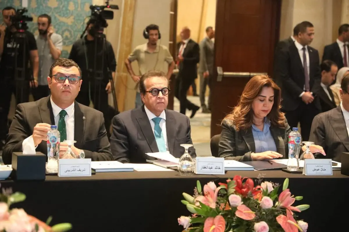 وزير الصحة يشهد إطلاق الاستراتيجية الوطنية للعمران والبناء الأخضر