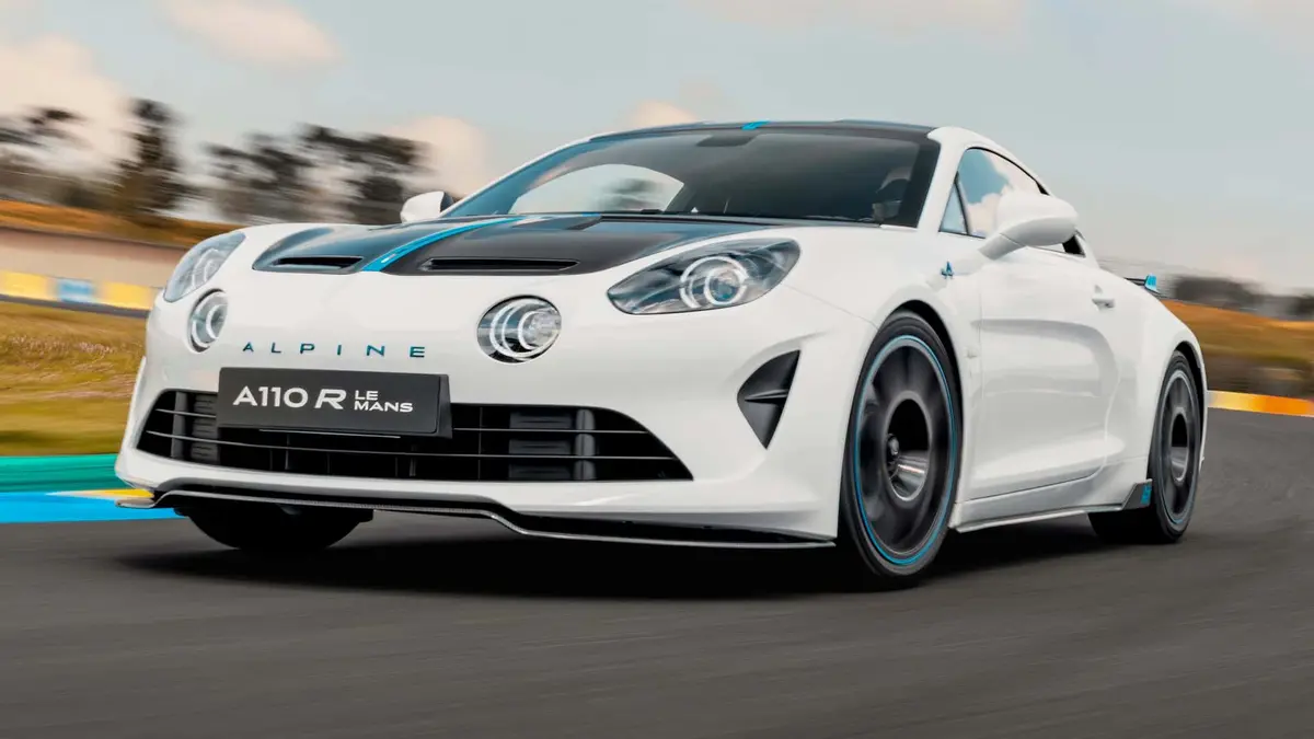 خليفة سيارة ألبين A110 قد تحتفظ بمحرك البنزين