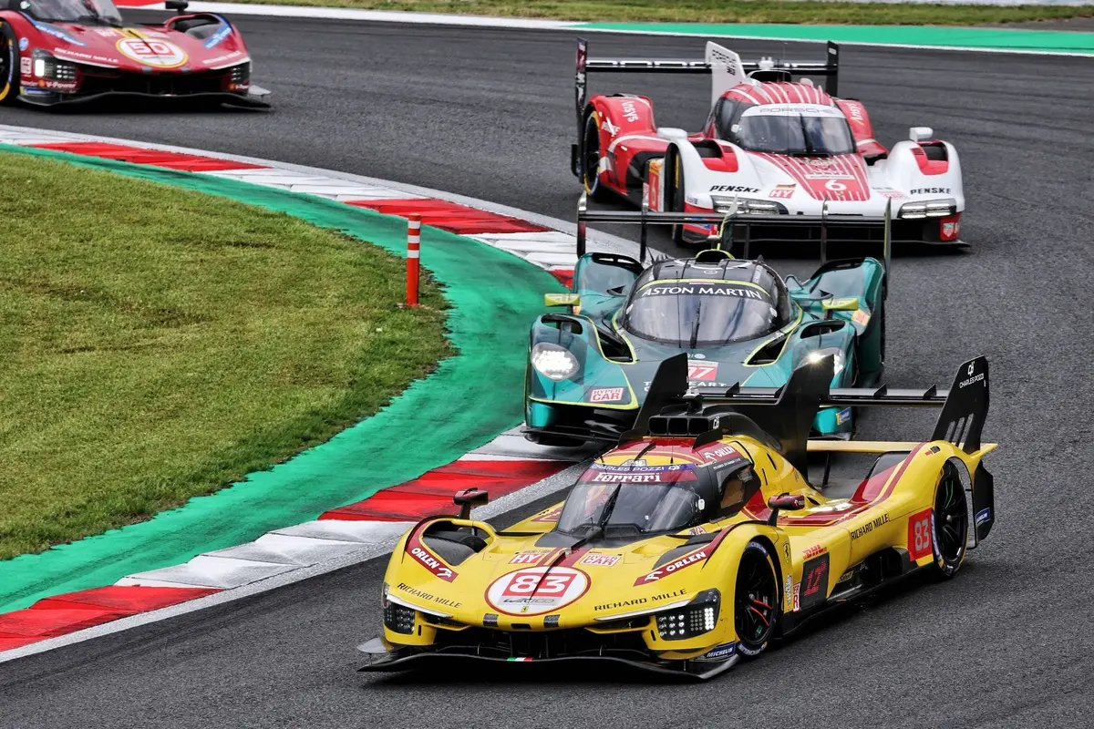 Hypercar potentially set for success handicaps in WEC 2026