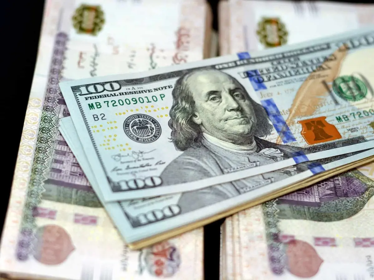 استقرار الدولار قبيل بيانات التضخم وترقب خفض الفائدة الأميركي