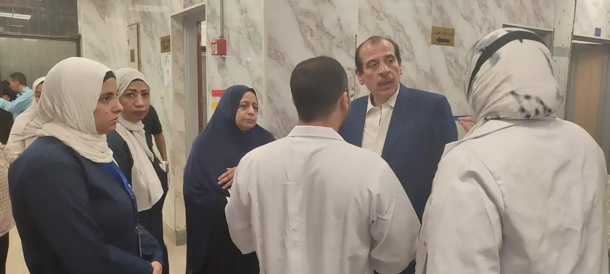 نائب وزير الصحة يحيل قيادات بمستشفى حلوان للتحقيق بسبب التقصير في أداء واجبهم المهني