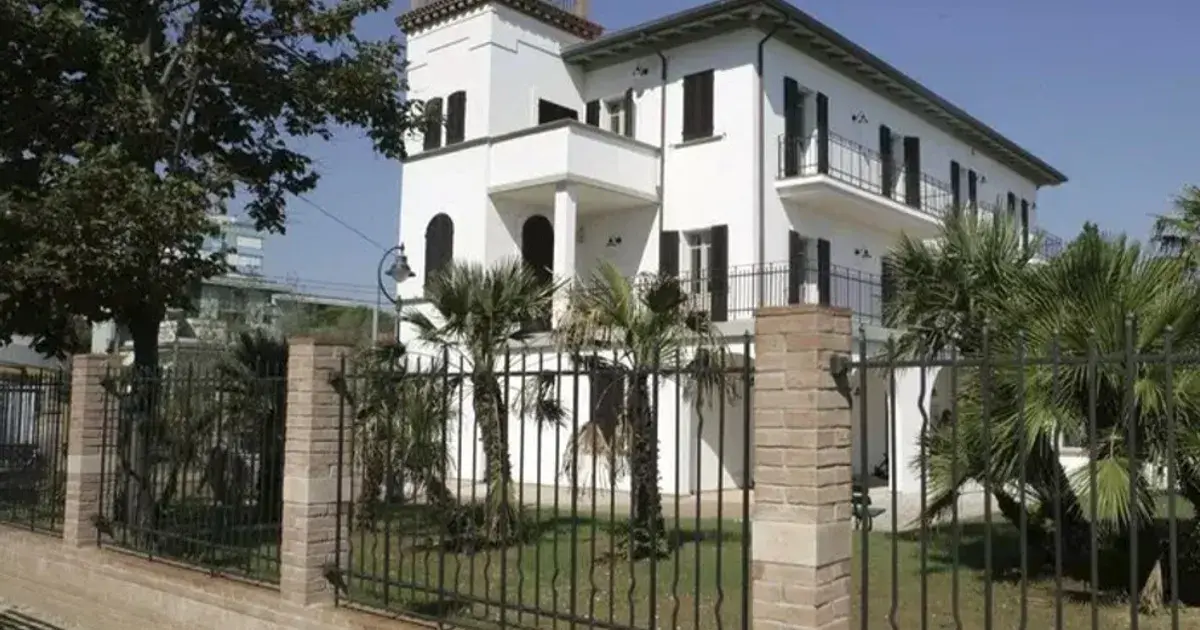 فيلا موسّوليني معروضة للبيع في المزاد.. ومريدوه يعترضون بشدة