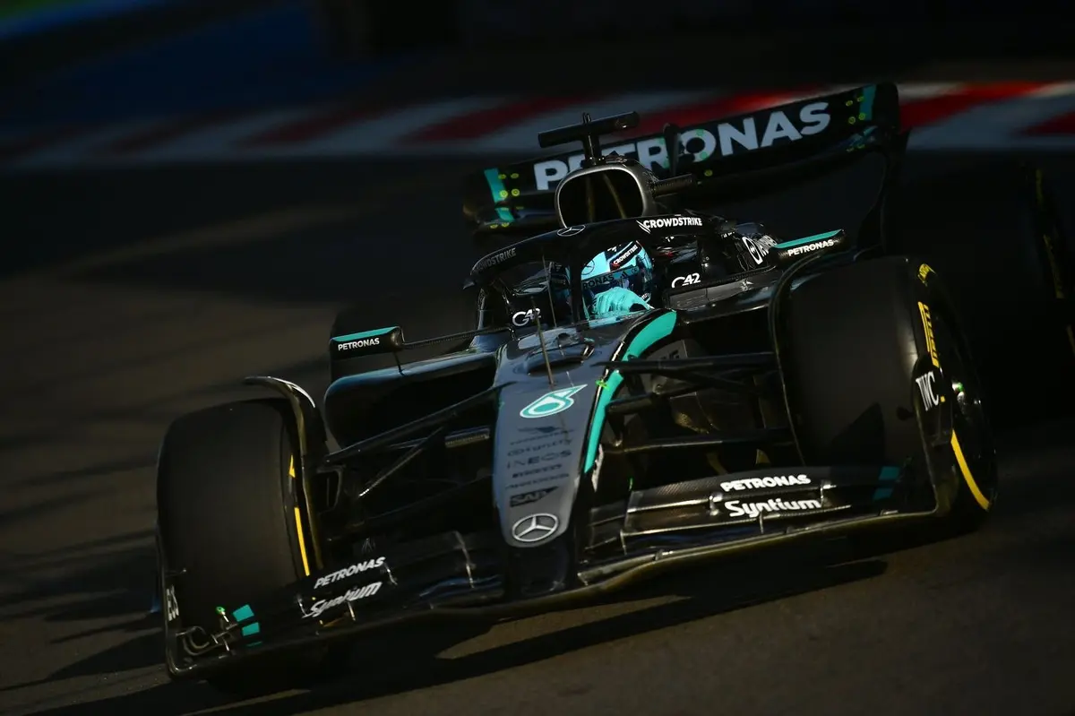 George Russell warns of qualifying "issue" as traffic threatens early exits