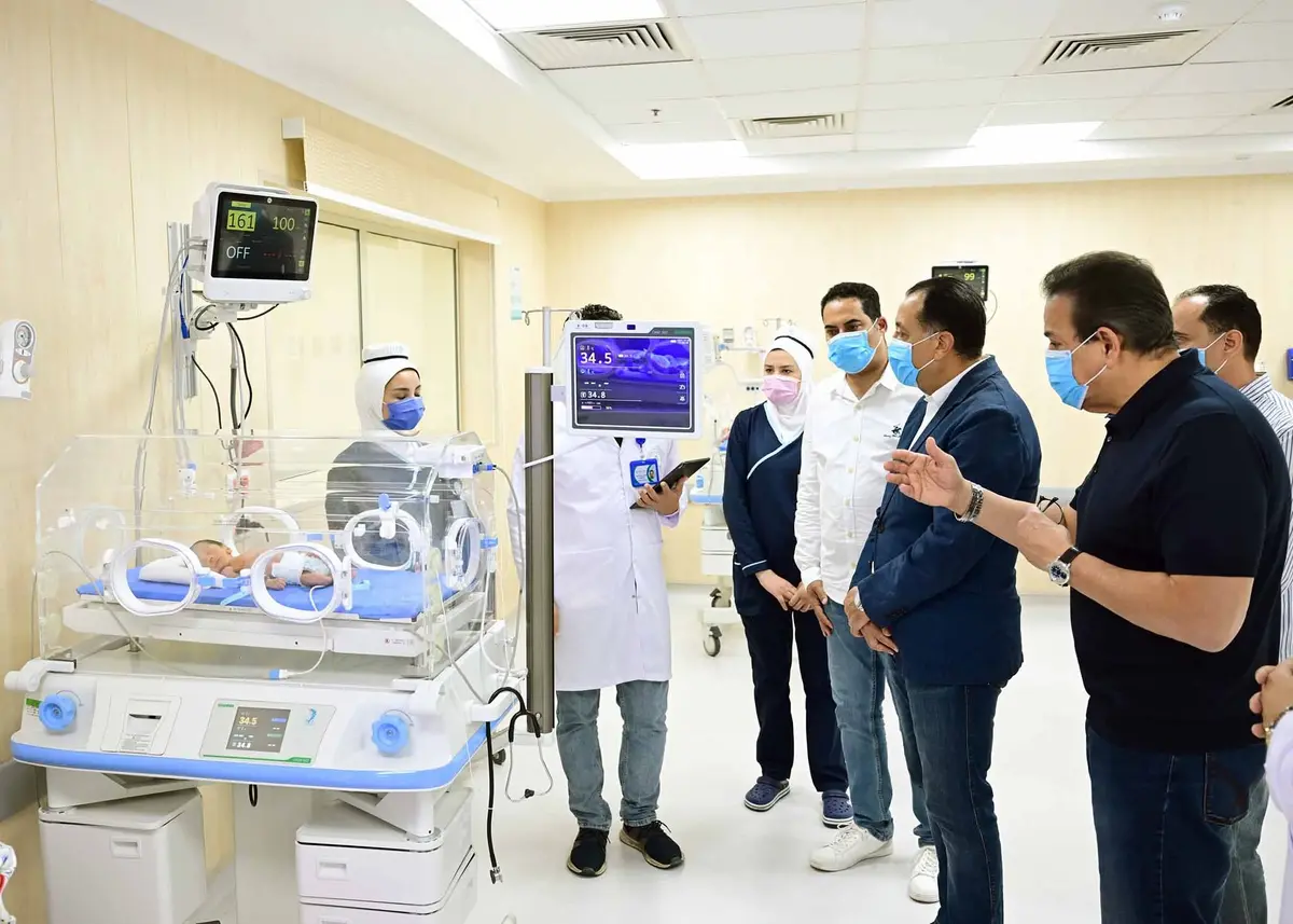 مدبولي يتفقد مستشفى دار صحة المرأة والطفل بالسويس ويؤكد الرئيس يتابع جهود تحسين الخدمات الصحية باستمرار