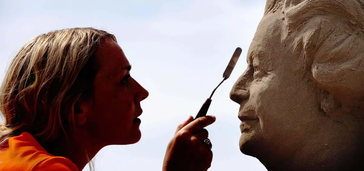 ما هو الدور الحقيقي للقادة؟