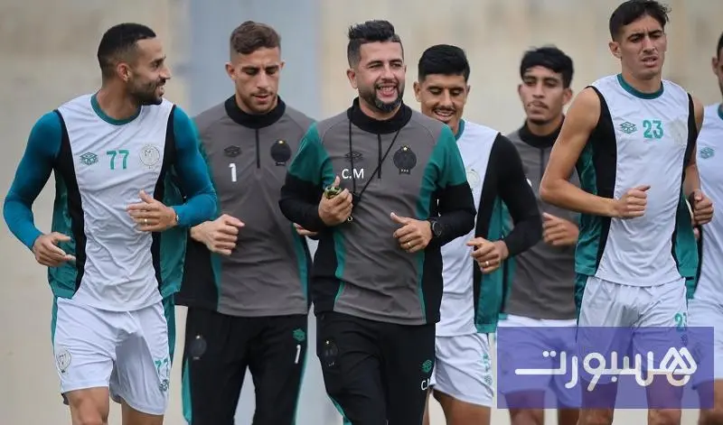 فادلو يرفض إراحة اللاعبين.. الرجاء يباشر استعداداته للديربي أمام الوداد‎