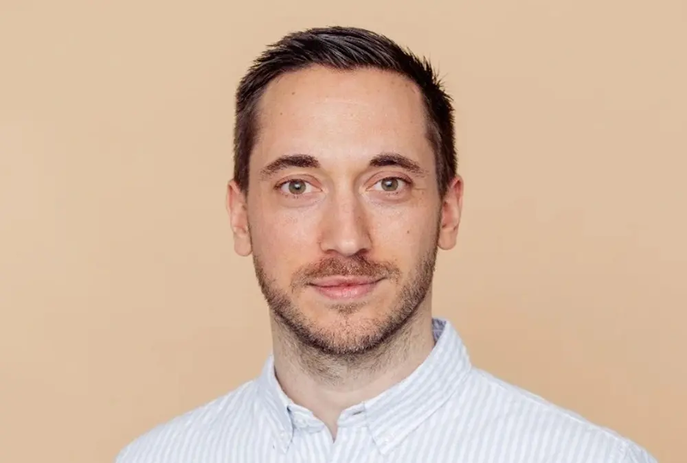 30 دقيقة من الحدس.. كيف تحول رهان مستثمر على «فكرة صوتية» إلى شركة بـ 6.6 مليار دولار؟