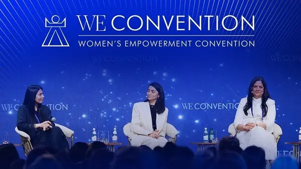 مؤتمر «تمكين المرأة WE Convention».. مئة سيدة مؤثرة يجتمعن في دبي