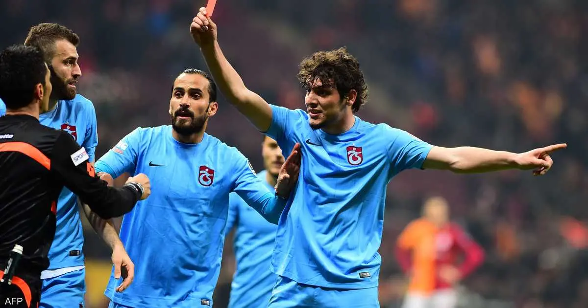 فضيحة تهز كرة القدم في تركيا.. المتهمون 570 حكما