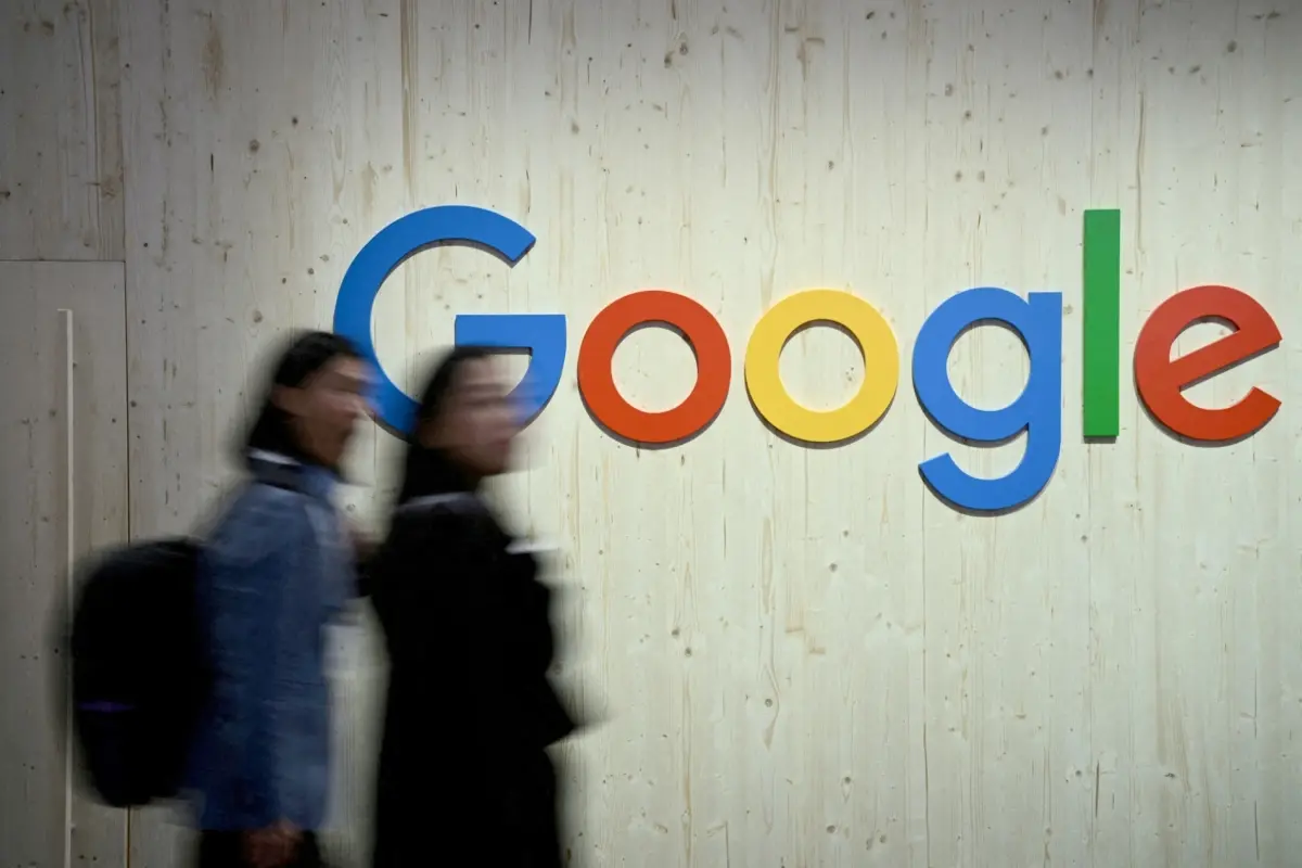 تغيير عرض الإعلانات على غوغل يثير مخاوف بشأن الشفافية والأرباح