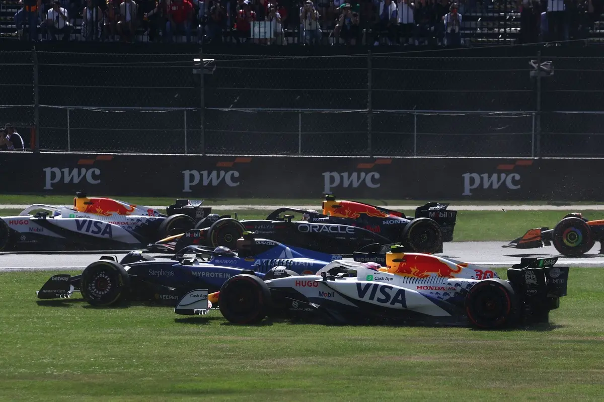 Liam Lawson slams Carlos Sainz over Mexico GP crash that &ldquo;killed&rdquo; his race