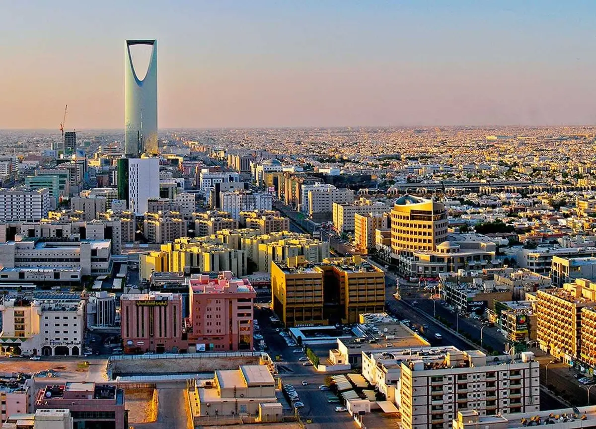 السعودية تدرس تغيير أولويات إنفاق صندوق الاستثمارات الإنشائية