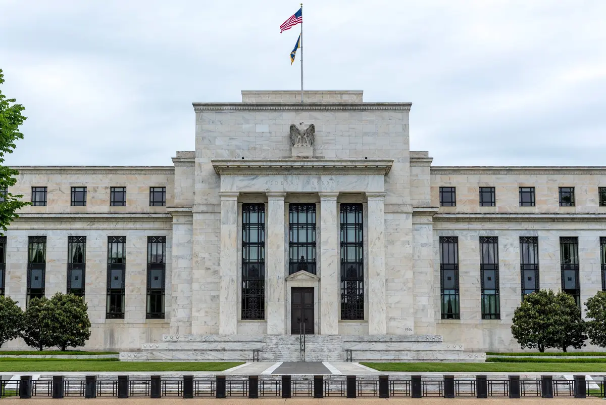 الفيدرالي يخفض الفائدة ربع نقطة مئوية إلى نطاق 3.75-4 %