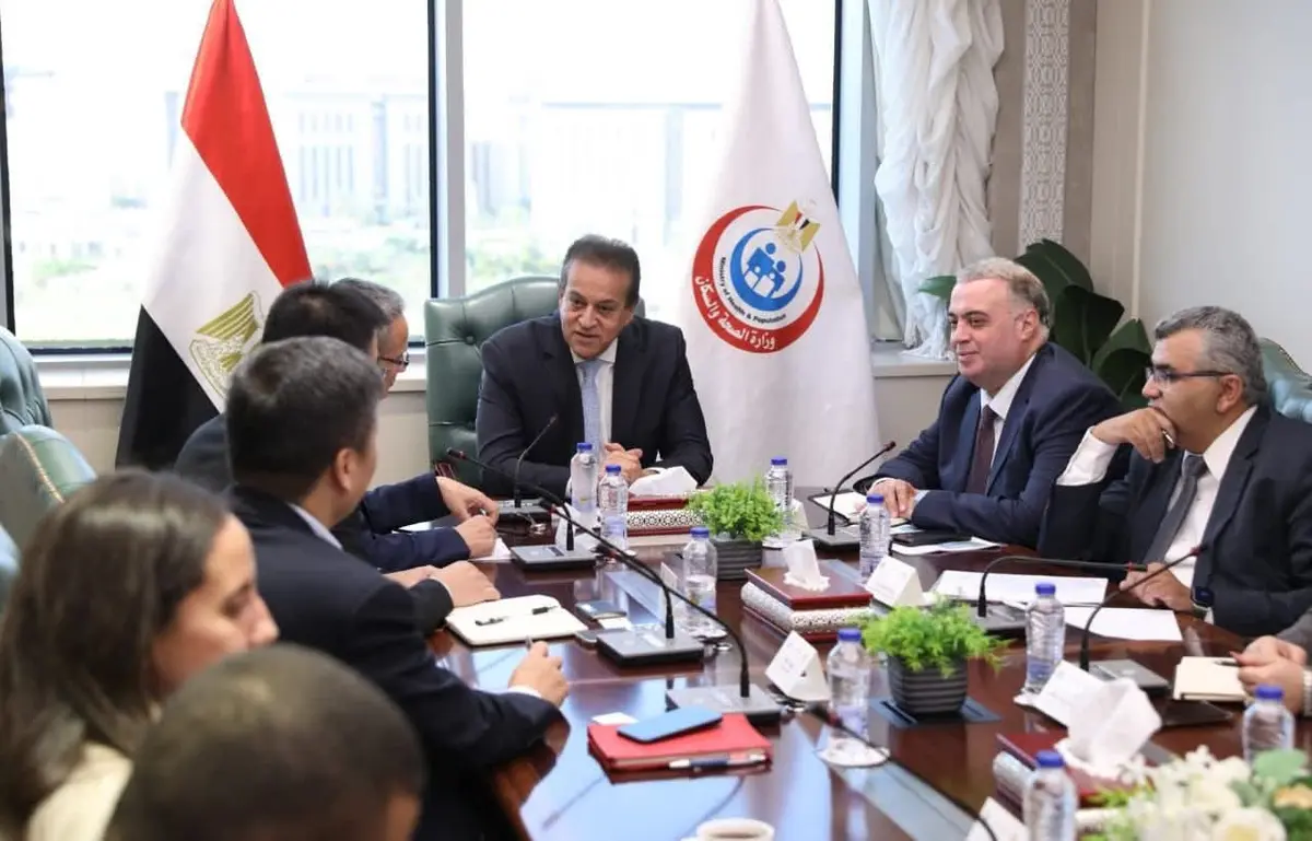 وزير الصحة يبحث مع ممثلي شركة «هيك فيچن» تعزيز التعاون في الذكاء الاصطناعي بالقطاع الصحي