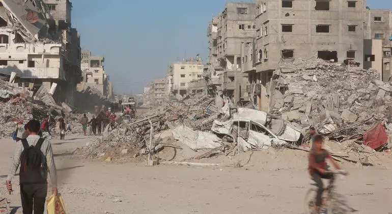 مفوض حقوق الإنسان: تقارير مقتل أكثر من 100 فلسطيني في غزة في غارات إسرائيلية، "مروعة"