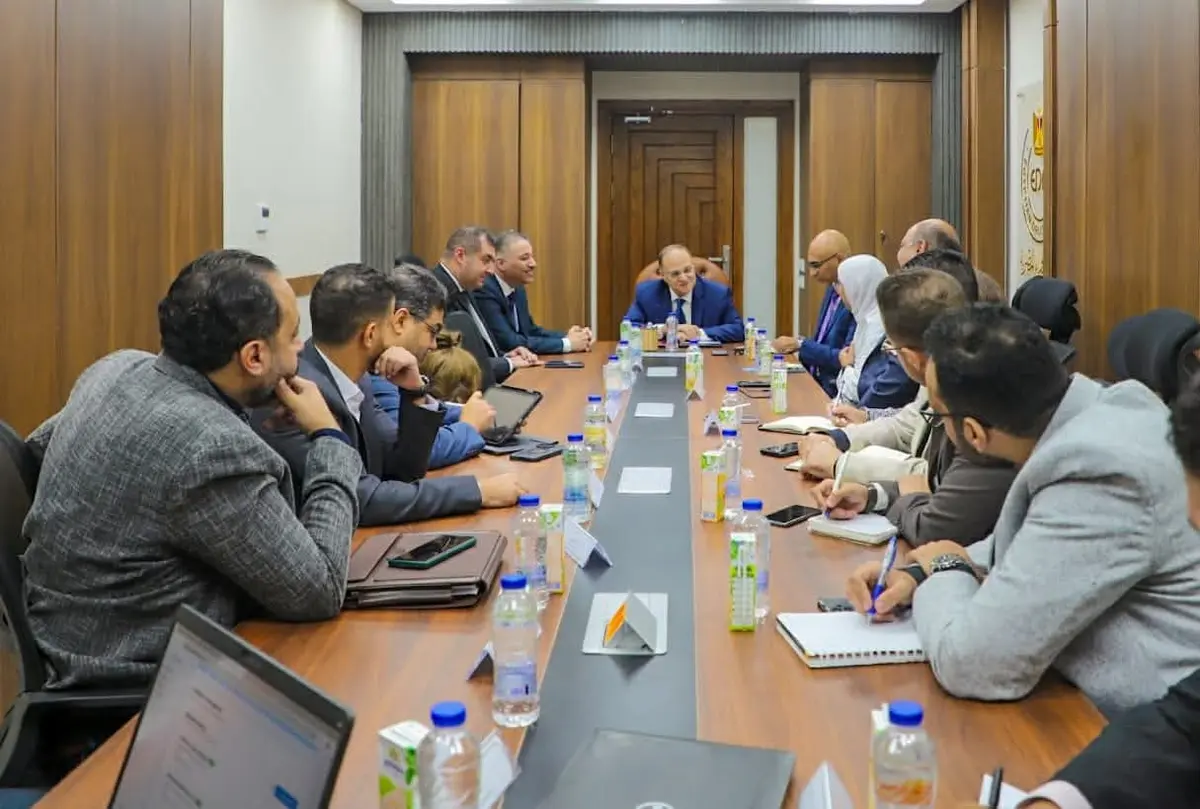 هيئة الدواء تبحث آليات تنفيذ مشروع الروشتة الرقمية