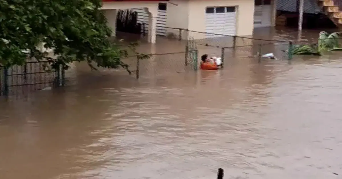 الفيضانات تغمر مناطق كوبية إثر إعصار ميليسا